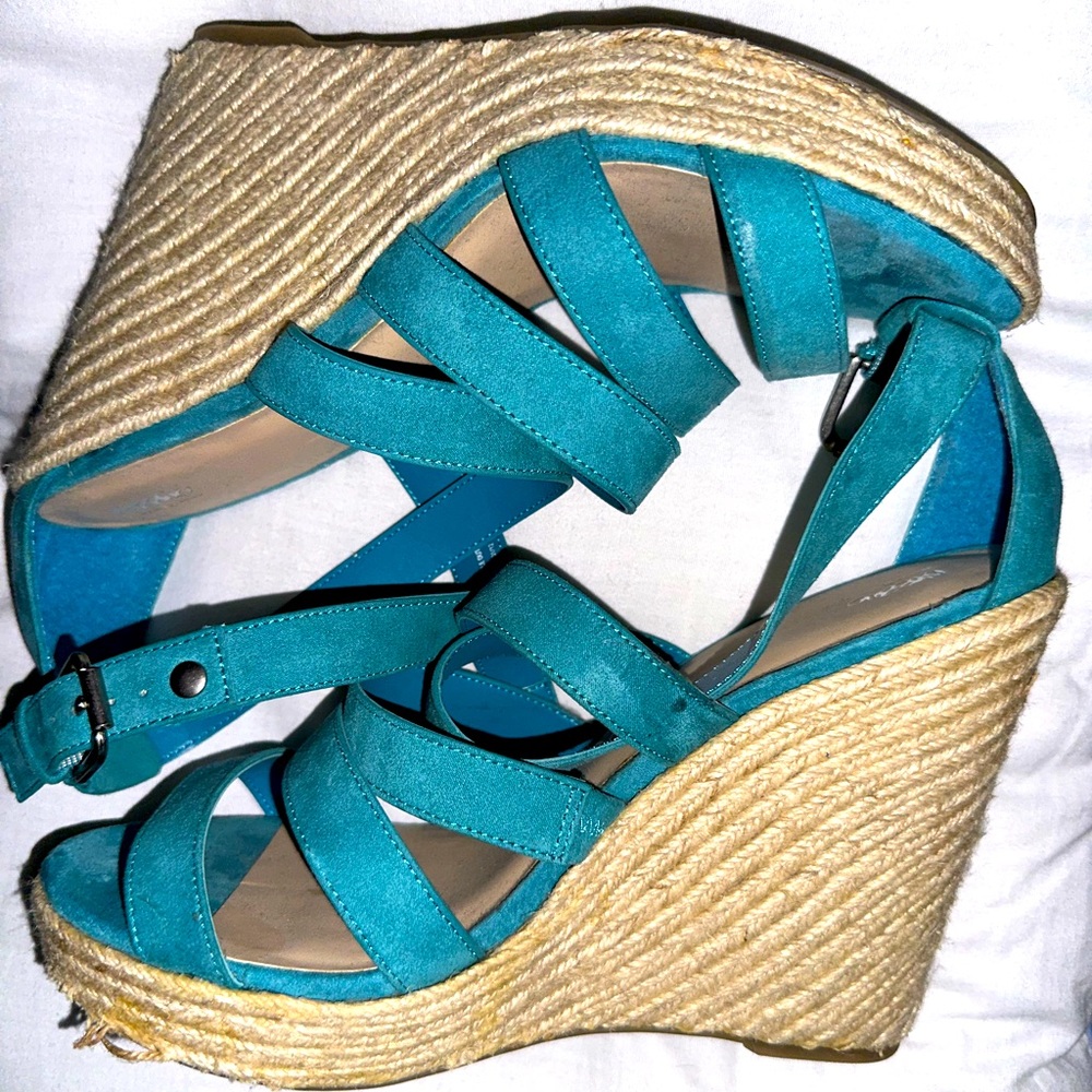 Mossimo Size 11 Turquoise Espadrilles
